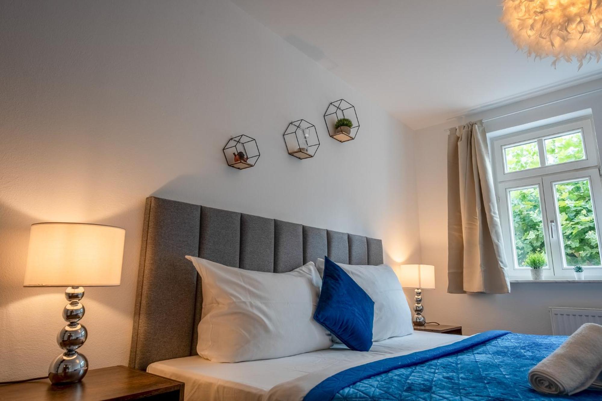 Schlossberg Residences - Markplatz City-Apartment فينهايم المظهر الخارجي الصورة