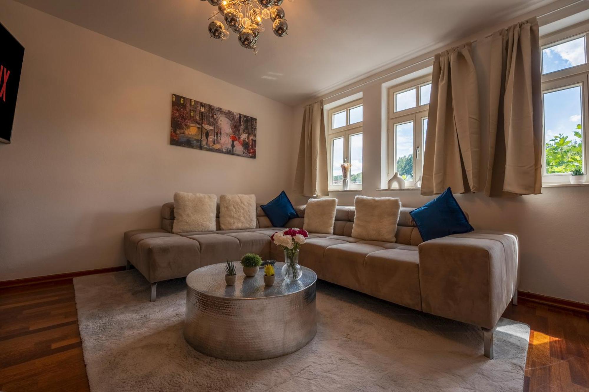 Schlossberg Residences - Markplatz City-Apartment فينهايم المظهر الخارجي الصورة